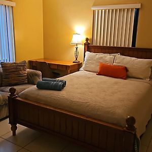 Royal Poinciana Stay